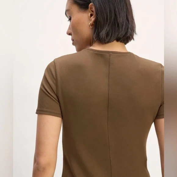Everlane The Form Dress - Picture 2 of 13